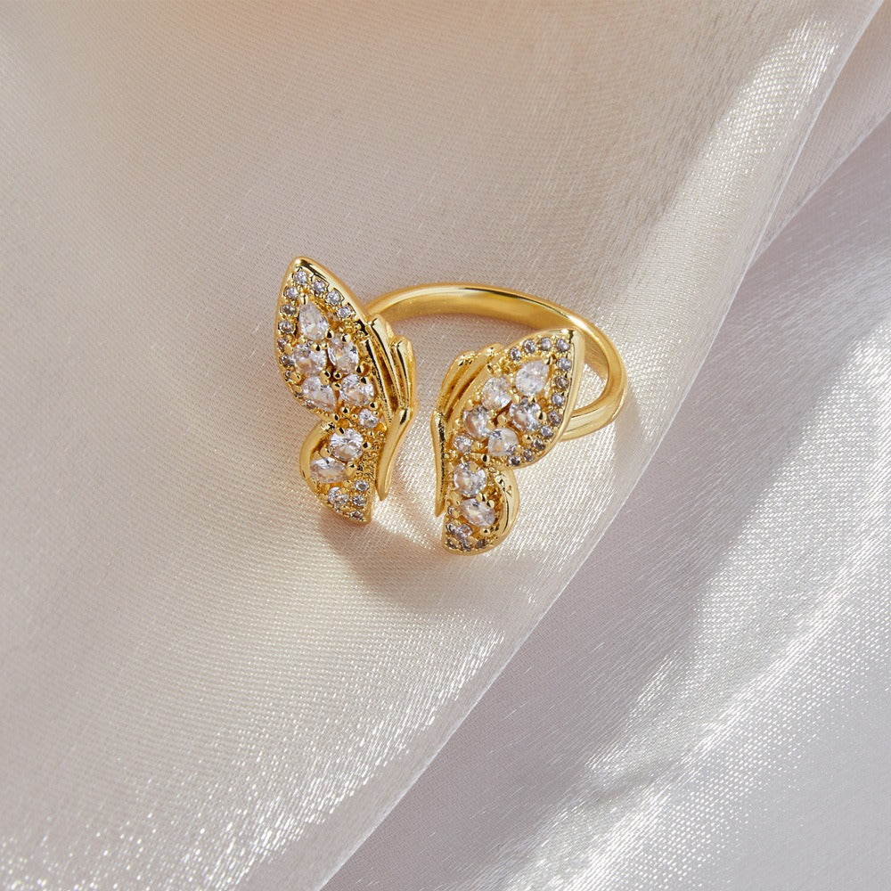 18K Gold Exquisite Butterfly Diamond Design Ring