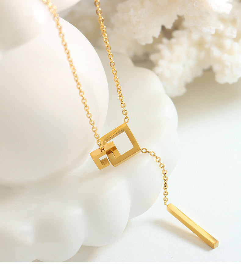 elegant gold pendant necklace